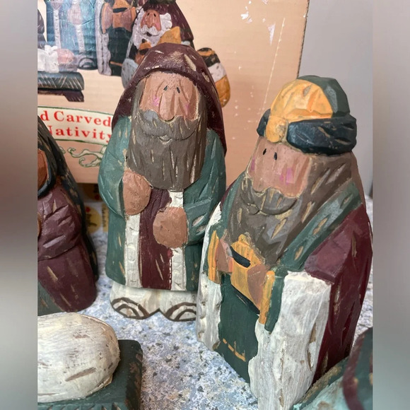 Vintage Christmas Traditions Wood Carved  Nativity Set 8 Piece Set Original Box - Picture 6 of 11